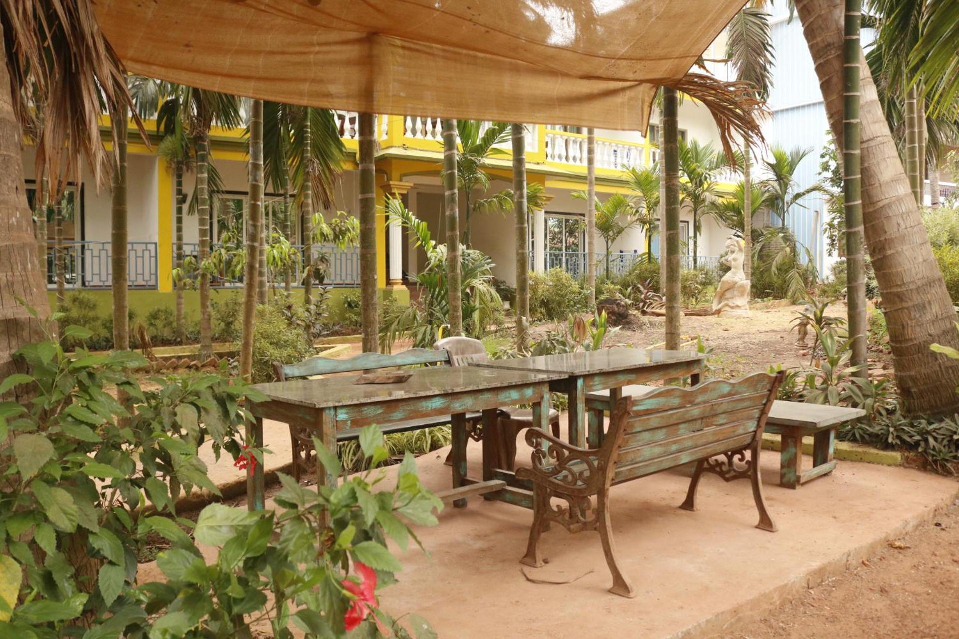 Lavish Exotic Hotel & Apartments Arambol Luaran gambar